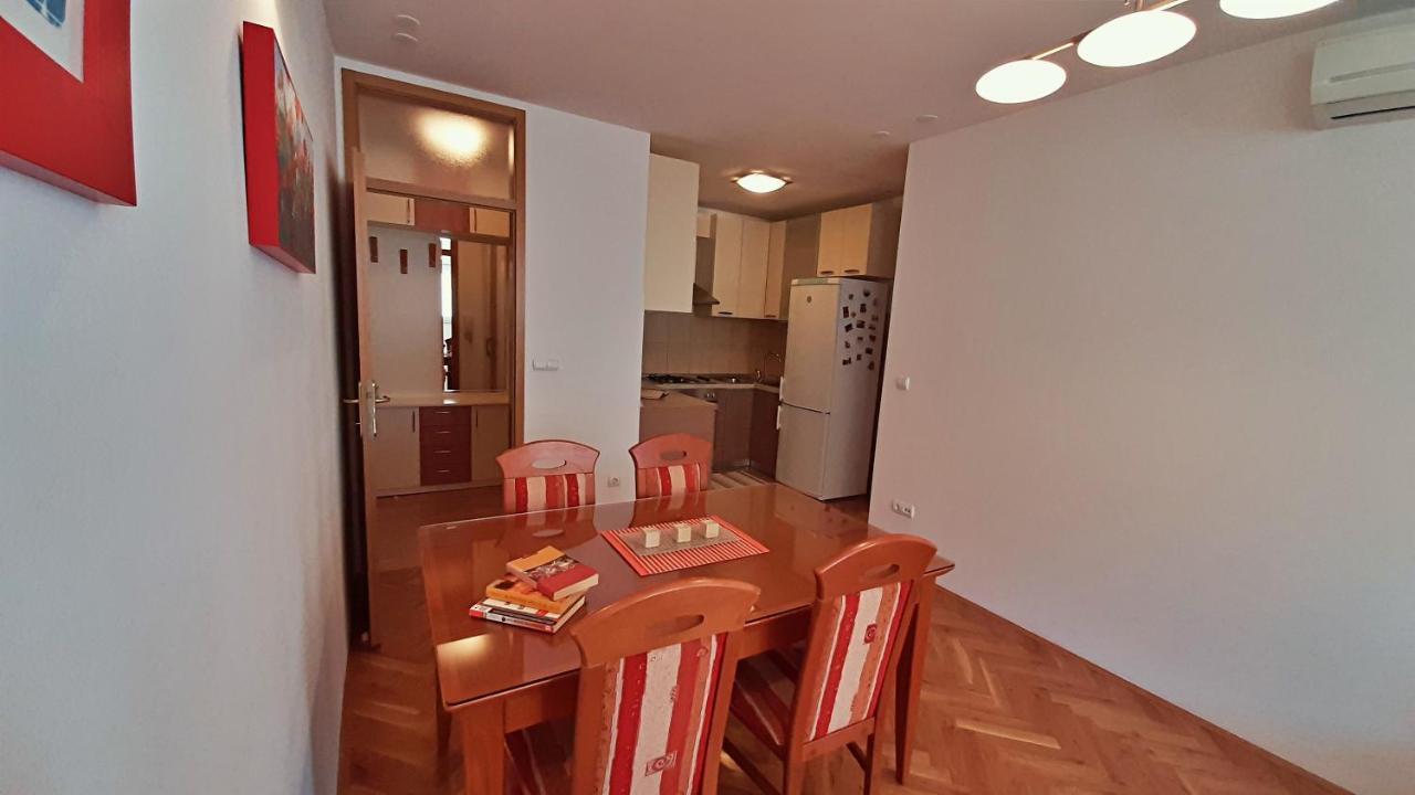 Apartment Jen 奥米什 外观 照片