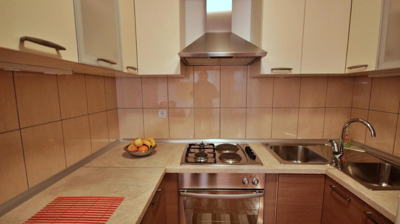 Apartment Jen 奥米什 外观 照片