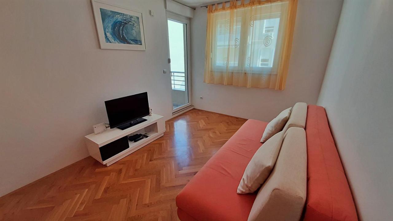 Apartment Jen 奥米什 外观 照片