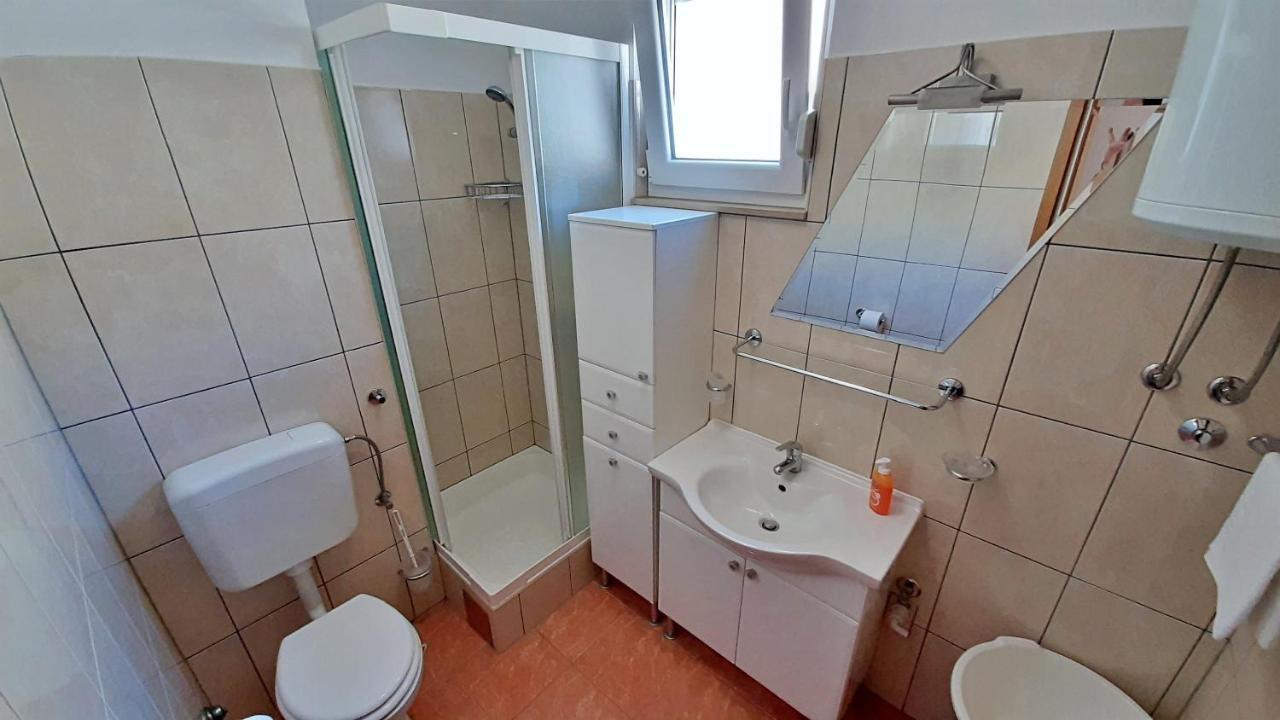Apartment Jen 奥米什 外观 照片